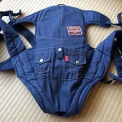 美品☆モンべべ 抱っこ紐のサムネイル