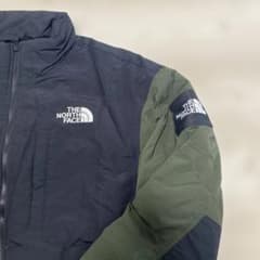 THE NORTH FACE 中綿ジャケット ブルゾン カーキ×ブラックのサムネイル