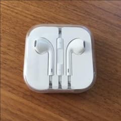 Apple 純正イヤホンのサムネイル