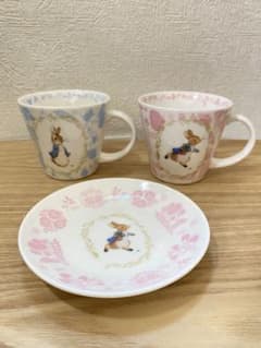 【月曜日まで】ピーターラビット　マグカップ　コップのサムネイル