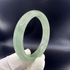 天然 アベンチュリン 癒しの光沢くり抜きバングルライトグリーンD10122 