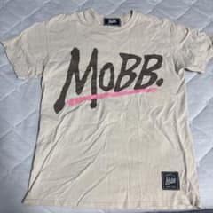 MOBB. Tシャツ ベージュのサムネイル