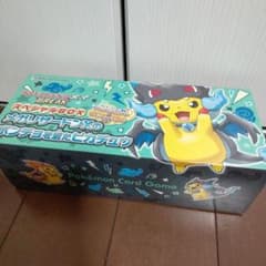 【美品】スペシャルBOX メガリザードンXのポンチョを着たピカチュウ　ストレージ スペシャルBOX『メガリザードンXのポンチョを着たピカチュウ