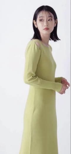 NATURAL BEAUTY BASIC ロングワンピースのサムネイル
