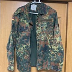迷彩　ミリタリージャケットのサムネイル