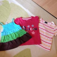（値下げ）ベビーギャップと、組曲のトップスセット( ^ω^ )のサムネイル