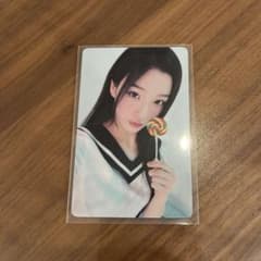 ILLIT イロハ bomb 中国一直娱 yizhiyu 5.0 ラキドロ - メルカリ