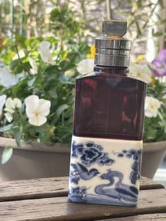 ユニセックス 香水ボトル 陶器とガラス ユニセックス 香水ボトル 陶器とガラス - メルカリ