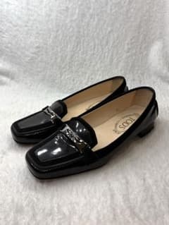 TOD'S トッズ エナメル スエード ローファー ブラック 36.5のサムネイル