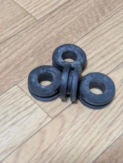 ベスパ ラージスクリーン用ゴムワッシャー4個セット　2/2のサムネイル