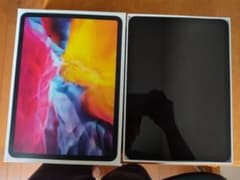 iPad Pro 11インチ（第2世代）256GBのサムネイル