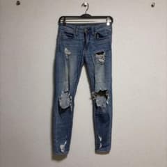 AMERICAN EAGLE スキニーデニム ダメージ加工のサムネイル