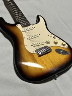 Squier by Fender スクワイヤー Stratocasterのサムネイル