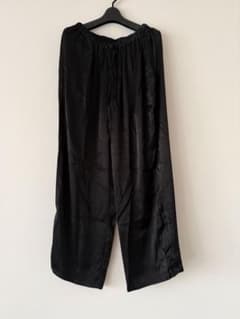 determ satin weekend pantsのサムネイル