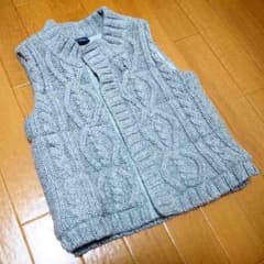 マイマイ様専用 babyGAP ニットベストのサムネイル