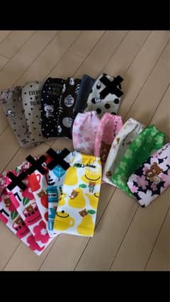 あい様専用 リラックマ ペットボトルカバーのサムネイル