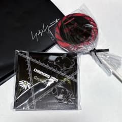 GroundY×チェンソーマン ピンバッジセット / 黒×赤ポチタ付 GroundY×チェンソーマン ピンバッジセット / 黒×赤ポチタ付 - メルカリ