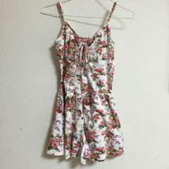 オールインワン花柄のサムネイル