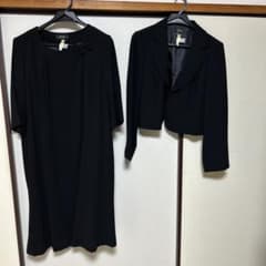 喪服のサムネイル