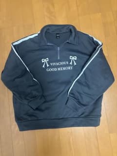 Mサイズ　Dazy裏フリース ハーフジップ♪スウェット グレー ♪袖ライン♪のサムネイル