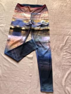 American Eagle ヨガ レギンス ヨガパンツ LAVA Mサイズのサムネイル