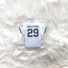 新品未使用】阪神タイガースユニフォーム型缶バッチ/高橋遥人選手/背