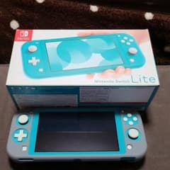 スイッチライト本体・充電コード・シリコンケースのサムネイル