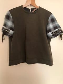 N21◎ビジュー付きトップスのサムネイル