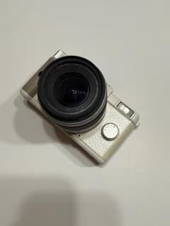 PENTAX Q10 ホワイト ジャンク 動作未確認のサムネイル