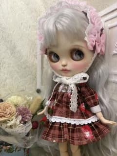 ブライス アイシードール アウトフィット くすみピンクいちごワンピと