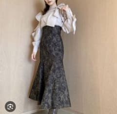 SNIDEL スナイデル ロングスカート 花柄 マーメイドスカート　美品のサムネイル