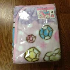 マイメロディ マイヤー（ボタン付き）新品未使用のサムネイル