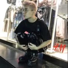 SHOZO様専用  パテントレザーパンツのサムネイル