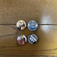 ヒップホップ ピンバッジ 4個セット - メルカリ