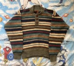 90s レトロ　ヘンリーネック　総柄のサムネイル