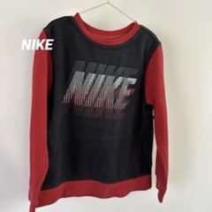 ナイキNIKEロゴトレーナー　スウェット　140 長袖　カットソースポーツウェアのサムネイル