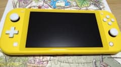 Nintendo Switch Lite イエロー  本体  スイッチ ライトのサムネイル