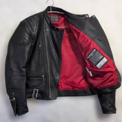 美品　kadoya 肩肘ソフトパッド　ブラック　レッド　XL　シボ革　　LL 美品 kadoya 肩肘ソフトパッド ブラック レッド XL シボ革 LL - メルカリ