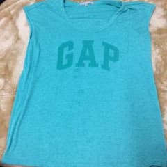 GAP Tシャツのサムネイル