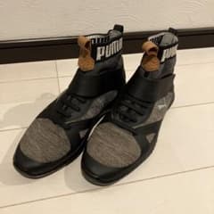 PUMA ハイカット スポーツシューズ スパイク付きのサムネイル