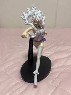 ワンピース フィギュアのサムネイル