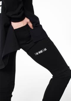 I AM WHAT I AM ダメージスキニーパンツのサムネイル