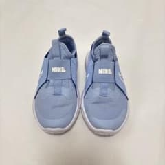 最終値下げ！NIKE キッズ スニーカー ライトブルーのサムネイル