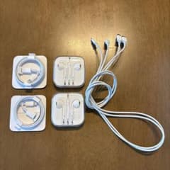 【純正品】iPhone用有線イヤフォン、ケーブルのサムネイル