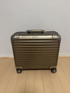 美品 ハンドル新品交換済】 RIMOWA ビジネストロリー 4輪 26L - メルカリ