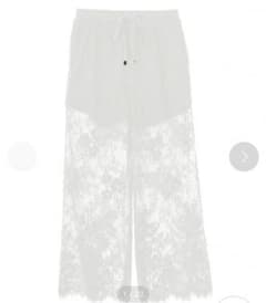 【千葉のくまさん様 専用】jouetie シースルーレースワイドパンツのサムネイル