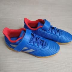 adidas サッカーシューズ 青赤のサムネイル