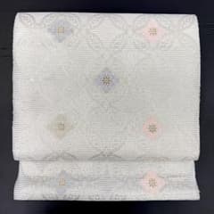 名古屋帯　西陣織　夏帯　絽　白　七宝華紋　お仕立て込み 名古屋帯 西陣織 夏帯 絽 白 七宝華紋 お仕立て込み - メルカリ