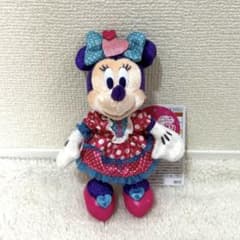 ディズニー パルパルーザ 2026 ミニー ぬいぐるみバッジ - メルカリ