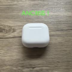 Apple AirPods 第4世代ANC対応充電ケースのみのサムネイル